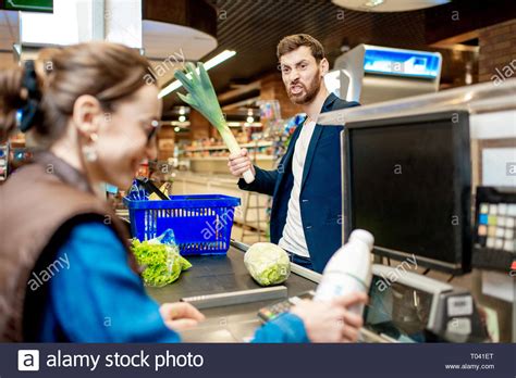 Cashier Customer Checkout Line Supermarket Hi Res Stock Photography And