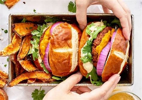 Most of the vegan menus that you will find on this post are popular chain restaurants that have many locations nationwide. Vegan choices in classic fast food restaurants you'll love