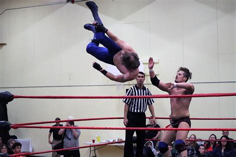 Video Canadian Wrestlings Elite Slams Back Into Prince George