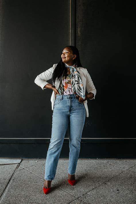 how to style mom jeans casual the beverly adams