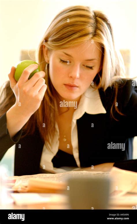 Office Worker Eating A Healthy Lunch Young Pretty Woman Enjoying An