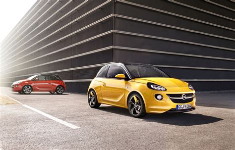 Opel Adam Fotografii şi Detalii Oficiale Automarket