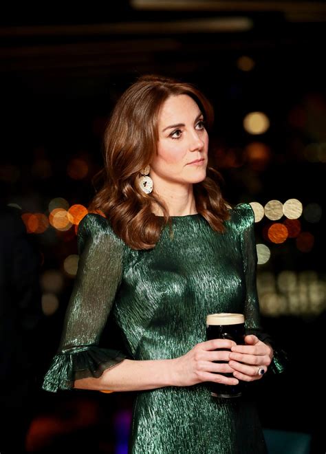 Kate middleton simply didn't have the time to offer meghan the help she wanted. Kate Middleton Just Chopped Her Hair Shorter for Spring ...