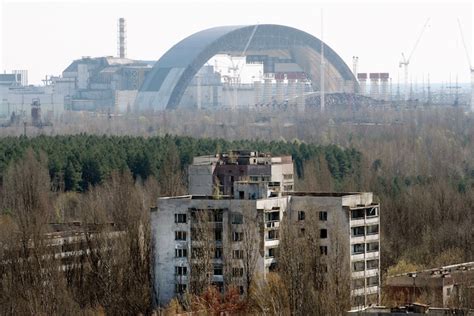 Construction of chernobyl nuclear power plant. Russian Politics Under Putin, The Kremlin's Candidate, and ...