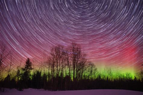 The One Mesmerizing Place In Maine To See The Northern Lights