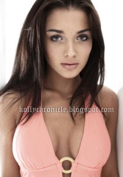 Best Cleavages In The World Amy Jackson Cleavage