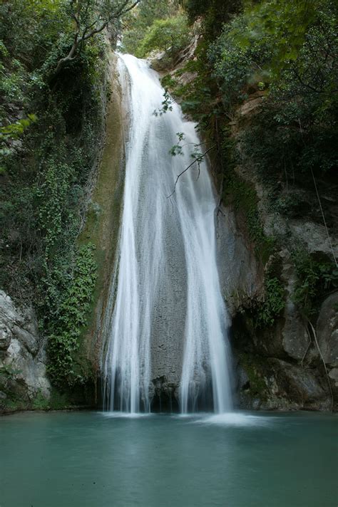 Самые красивые водопады Греции
