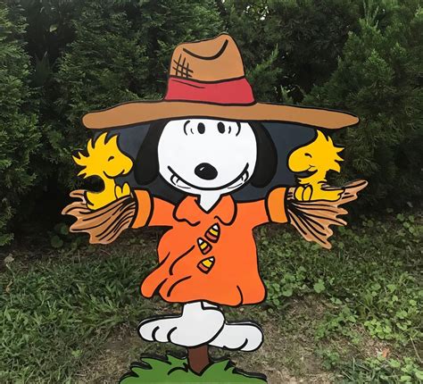 Halloween Peanuts Pumpkin Yard Art Snoopy Halloween Halloween Yard