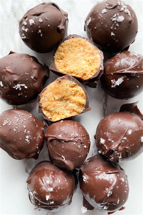 Healthy Peanut Butter Balls With Chocolate No Bake Recipe
