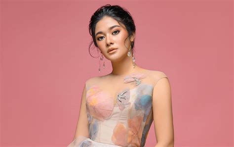 Check spelling or type a new query. Hengkang Dari SinemArt, Naysila Mirdad Comeback Dengan Tampil Di Sinetron 'Perempuan Pilihan' RCTI