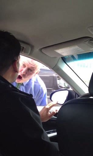 Nypd Detective Caught Verbally Abusing Uber Driver Loses Badge And Gun Daily Mail Online