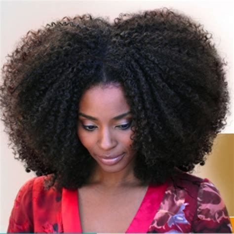 Coily hair may seem robust, but it's actually the most fragile hair texture because it has the fewest cuticle layers to protect it from dryness. Coil Curl : L'avant Garde Hair