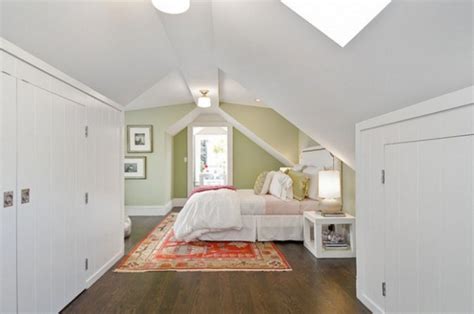 Cool 35 Amazing Attic Bedroom Ideas On A Budget