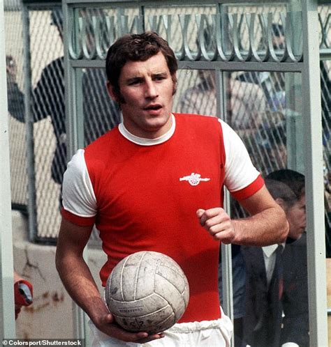 Arsenal Legend Terry Neill Who Was The Youngest Ever Captain For The