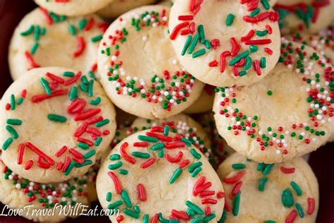 But, wedding cookies were our first choice for christmas cookie baking. Mexican Christmas Cookies / biscochitos: traditional new mexican christmas cookies ... / A very ...