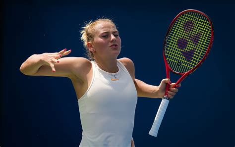 Camila Giorgi Marta Kostyuk - Wta That S 22 Straight Sets Won At Roland