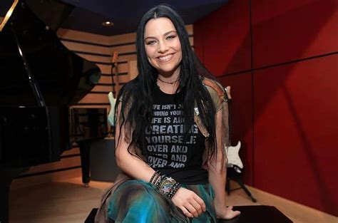 is amy lee pregnant rumors and facts otakukart