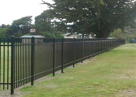 Can i install an aluminum fence by myself? SentryPanel School Panel Fences - Boundaryline NZ