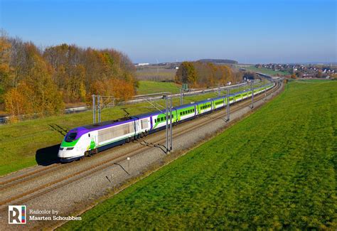Fr First Eurostar Train In Izy Livery For Paris Brussels Low Cost