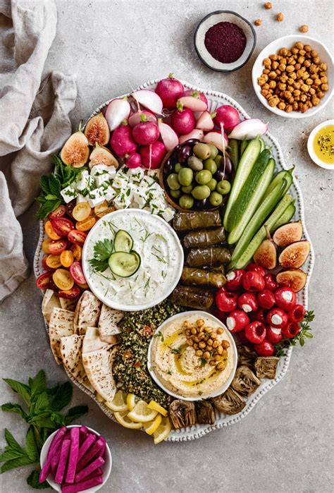 An Easy Guide On How To Make A Mezze Platter With Hummus Tzatziki