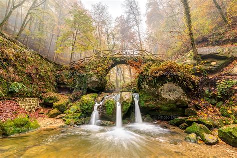 Mullerthal Waterfall Schiessentümpel In Luxembourg Stock Images