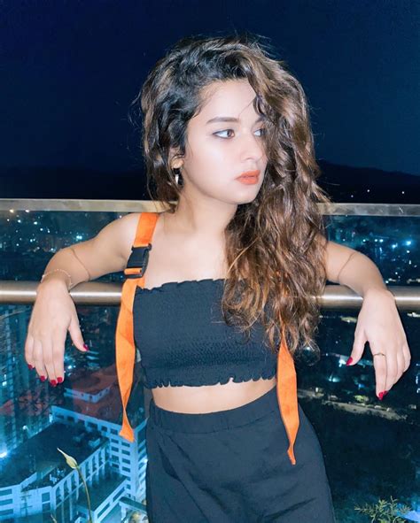 Avneet Kaur Official On Instagram “sometimes Darkness Can Show You The Light ️ Are You Staying