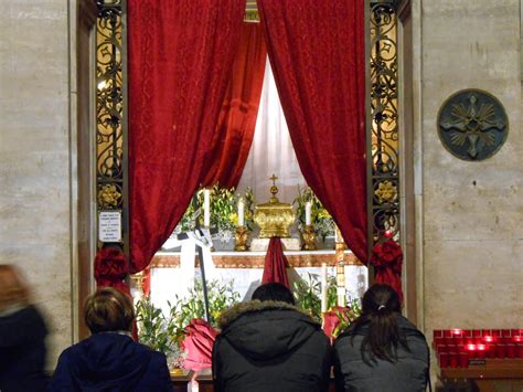New Liturgical Movement Roman Sacrament Altars Holy Thursday 2015