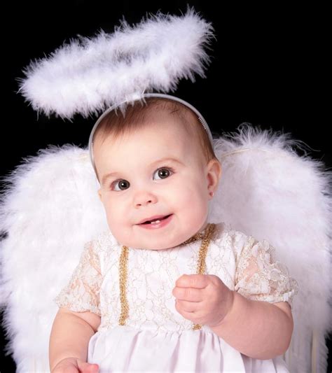 200 Popular Baby Boy And Girl Names Meaning 'Gift From God'