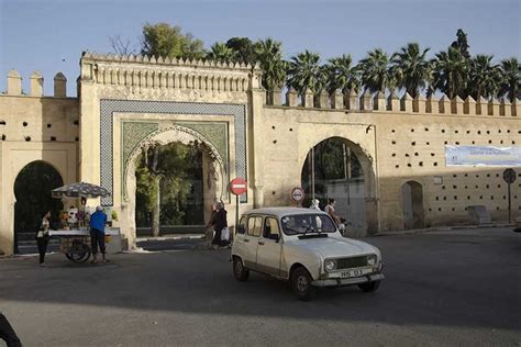 المغرب بلد السحر والجمال فاس أقدم مدن المغرب قصص مصورة عدسة