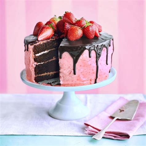 Best Birthday Cake Recipes For Adults Gemma S Best Ever Vanilla