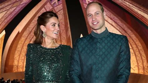 Kate Middleton And Prince William Shared A Rare Pda Moment Harpers