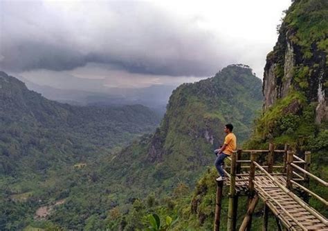 Anda dapat masuk dengan harga tiket masuk gunung pancar bogor yang murah. Gunung Lanang - Harga Tiket Masuk - Spot Foto Terbaru 2021