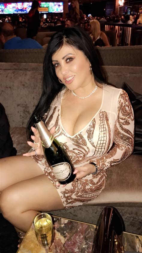 TW Pornstars Miss Jaylene Rio Twitter Champagne Time AM Nov