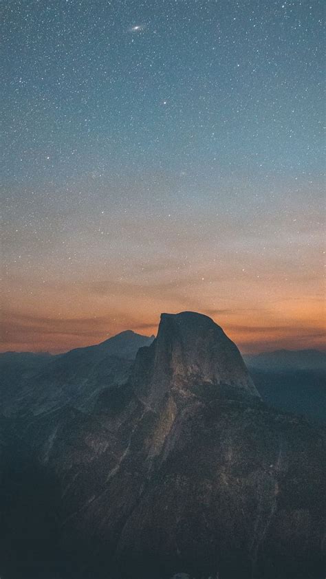 Half Dome Yosemite Valley Starry Night Sky 720x1280 Vedo Hd Phone