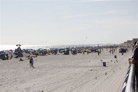 Long Beach To Decide By Wednesday Whether To Open Beaches On Memorial