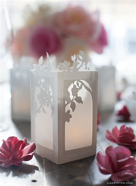 paper decorations   diy wedding  paper blog