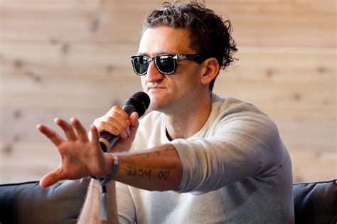 Every time i get ready to take a trip, i get really excited about vlogging, telling stories, and i turn to his videos for inspiration. Cómo Casey Neistat redefinió su marca | TuComercioWeb
