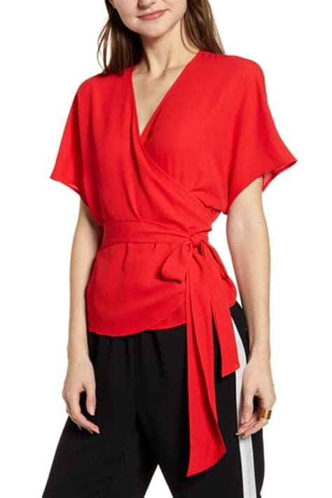 Chelsea28 Womens Wrap Top Red Size Medium M Surplice Short Sleeve