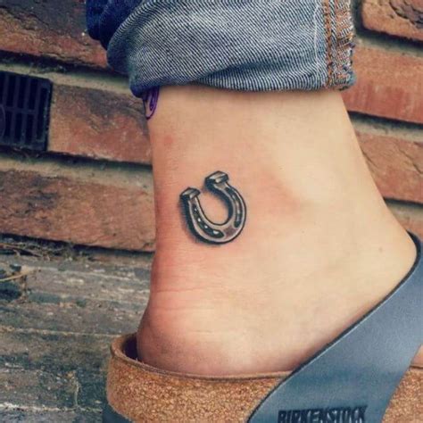 Horseshoe Tattoo Tattoo Designs For Women