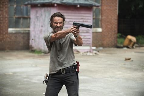 ‘the Walking Dead Recapped For A Zombie 5×7 Crossed Observer