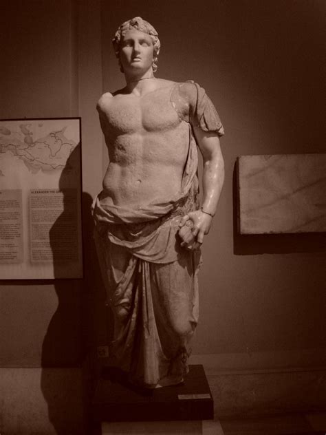 Estátua De Alexandre Magno Embora Fosse Conhecido Como Alexandre O