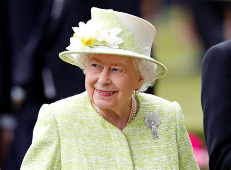 Queen Elizabeth Will Host Joe Biden at Buckingham Palace This Summer 