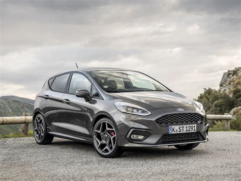 Ford Fiesta 10 Ecoboost Mk Vii 100 Ps Specs Lap Times Performance