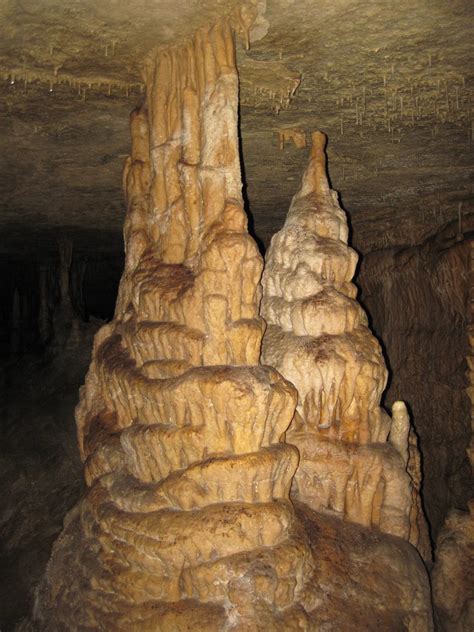 Travertine Flowstone Covered Column In Great Onyx Cave Flint Ridge