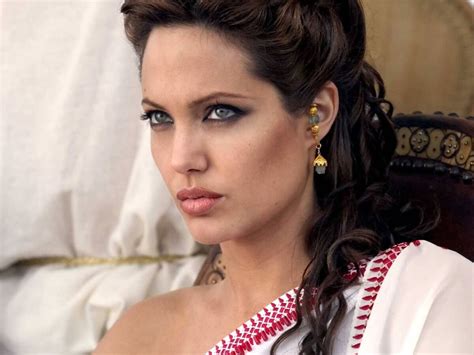 Angelina Jolie Biography