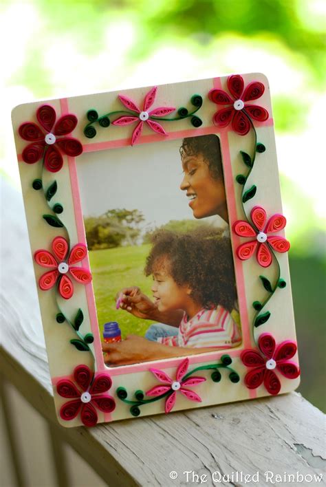 The Quilled Rainbow Quilled Photo Frames