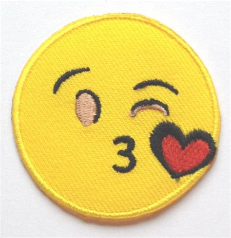 Throwing Kiss Emoji Patch Embroidered Iron On Badge Applique Motif Diy Customize Bag Hat T Shirt