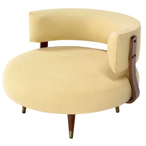 Mid Century Modern Round Swivel Lounge Chair By Adrian Pearsall At 1stdibs