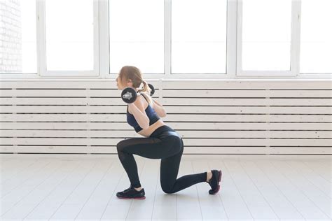 7 Best Barbell Hamstring Exercises To Build Athletic Legs