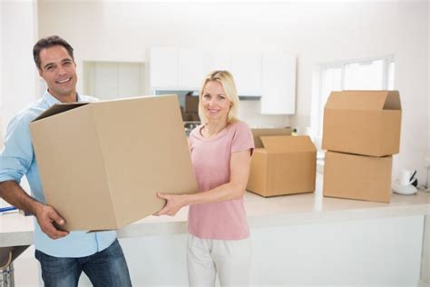 Why Should You Hire Professional Moving Companies In New